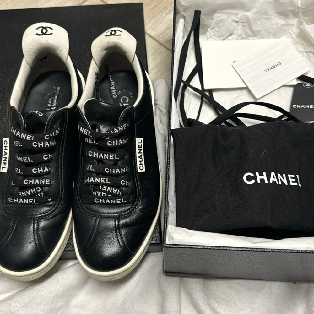 CHANEL Sneakers - Picture 6 of 6